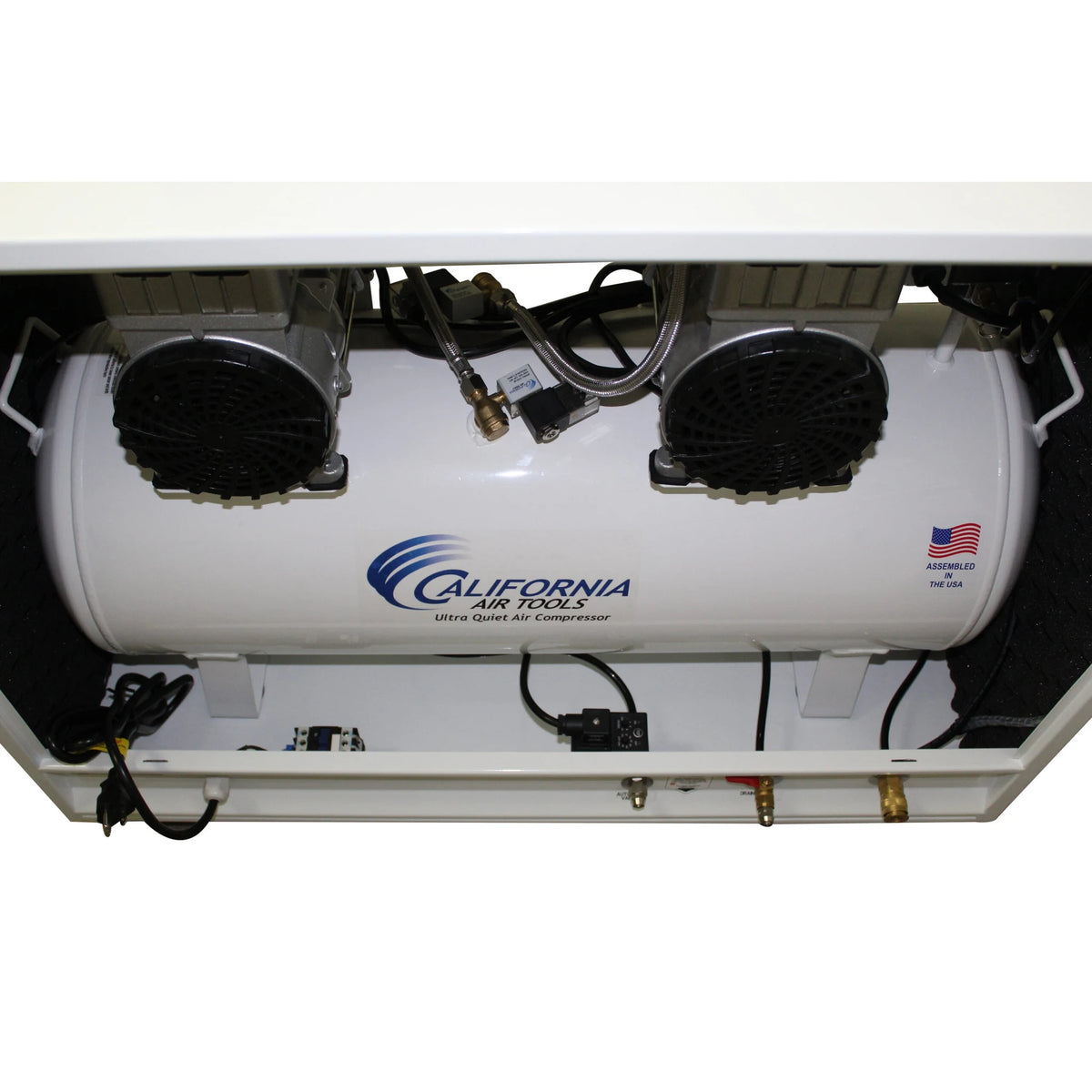 California Air Tools 20040SPCAD 4.0 HP 20 Gallon Oil-Free Air Compressor with Auto Drain and Soundproof Cabinet – alternate view 3