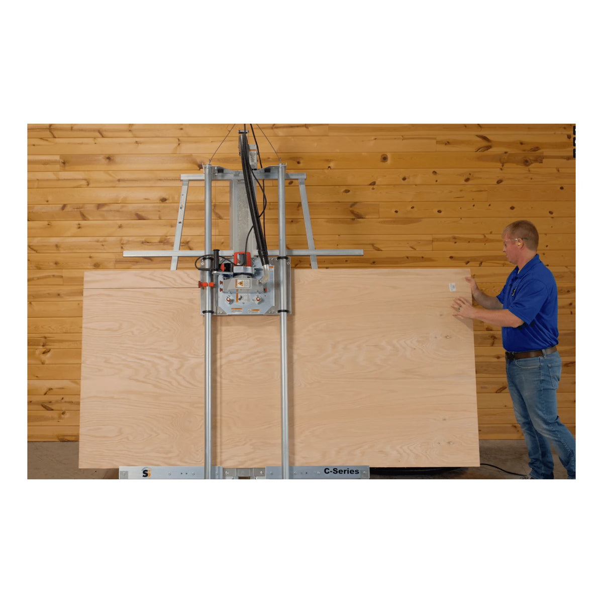 4x8 panel on C-series panel saw with ripcut